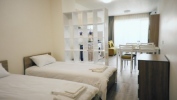 Апартамент 52 с диван и спалня с парко място в Комплекс Папая