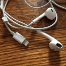 Apple EarPods с Lighting connectОригинални Слушалки iPhone 14